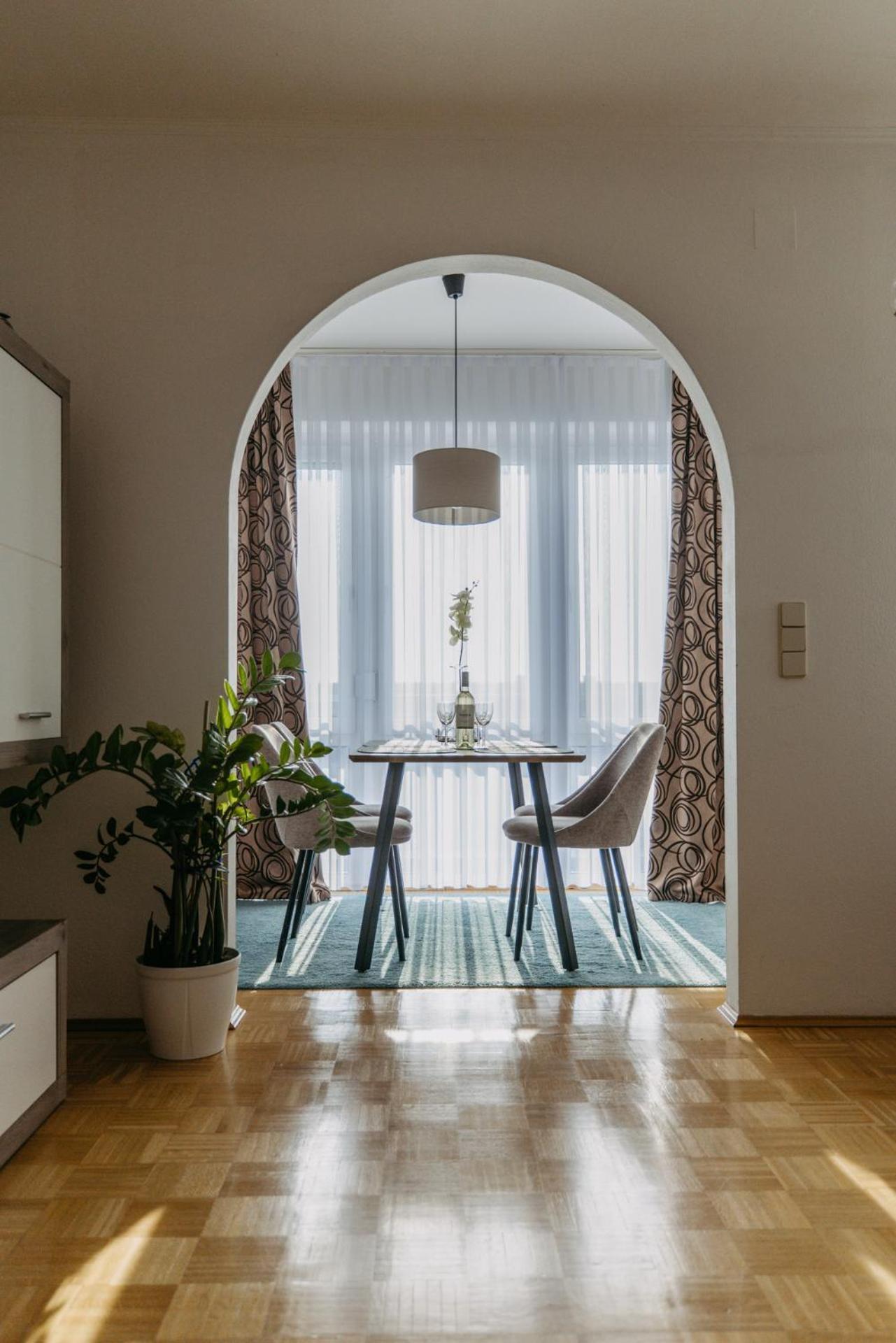 Grosse Ferienwohnung Burgenland Eisenstadt Buitenkant foto